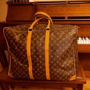 Authentic  100% Louis Vuitton Monogram Sirius 55 Travel Hand Bag